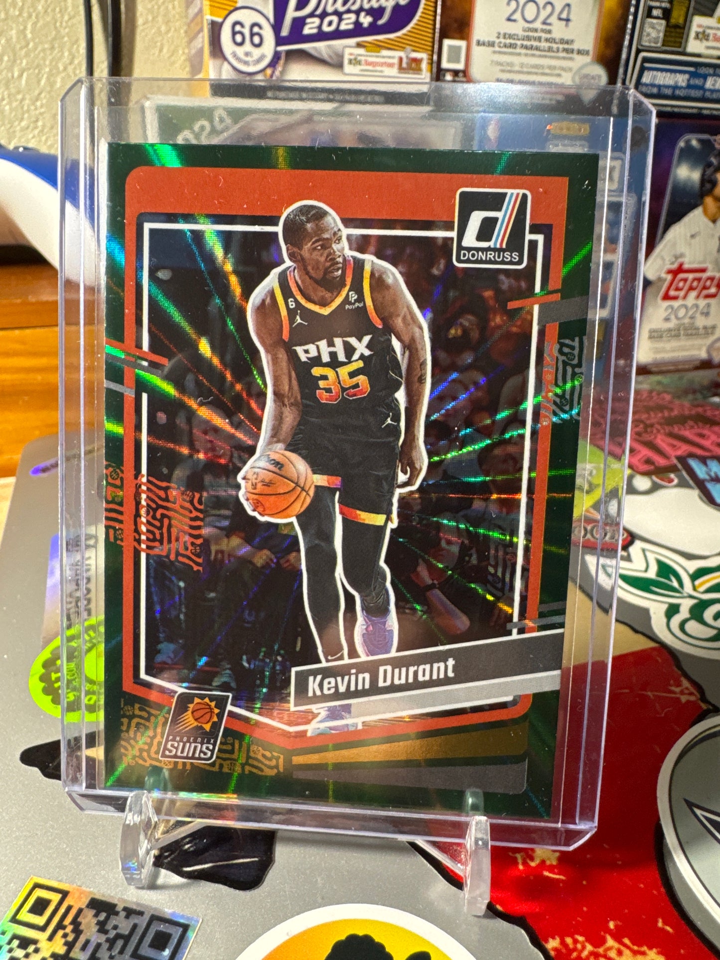 2023 Donruss #35 Kevin Durant- Green Lazer Parallel