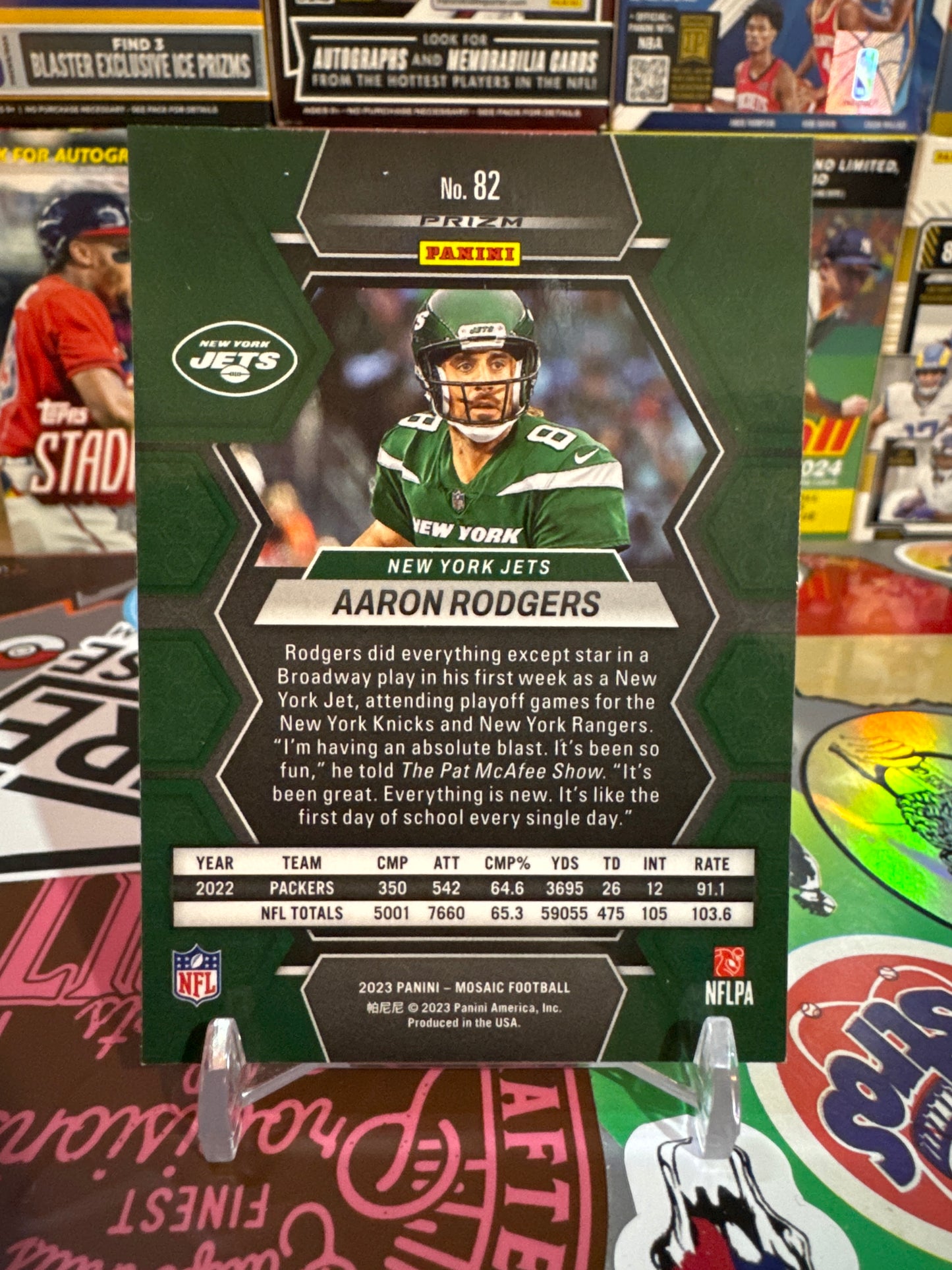 2023 Panini Mosaic #82 Aaron Rodgers- Camo Pink Parallel