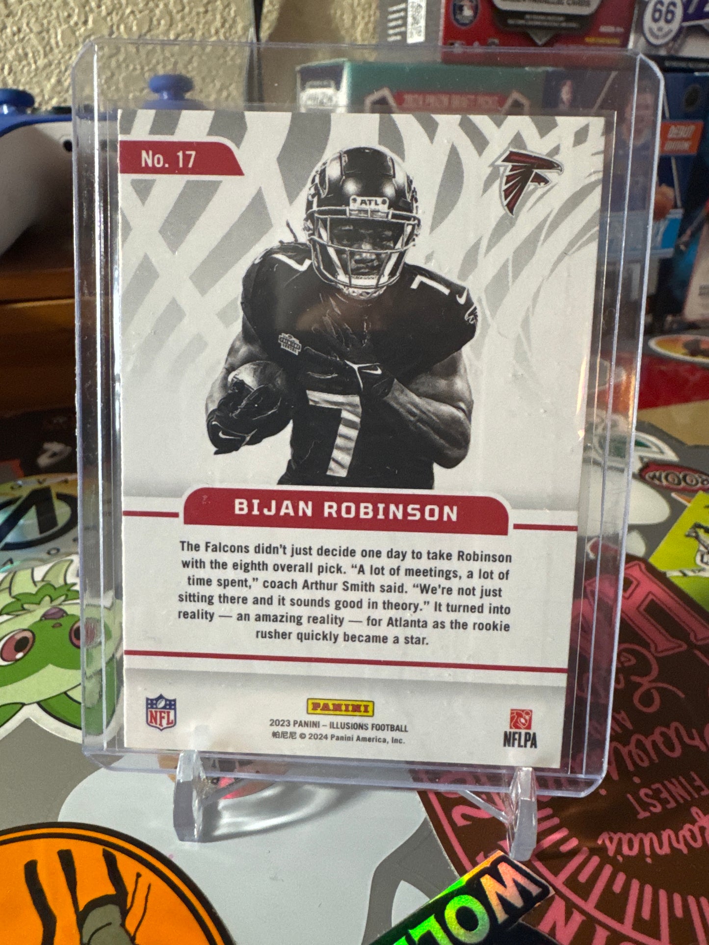 2023 Panini Illusions “Amazing” #17 Bijan Robinson RC