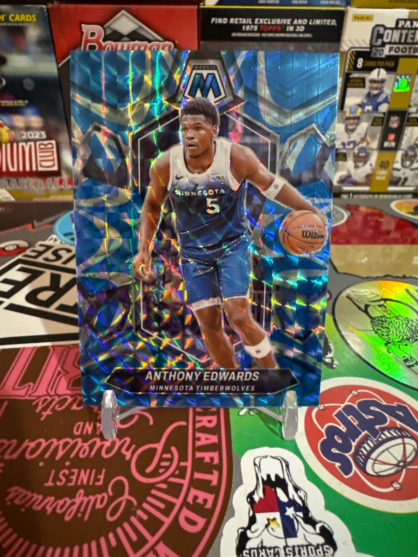 2023 Panini Mosaic #33 Anthony Edwards- Blue Reactive Parallel. Color match