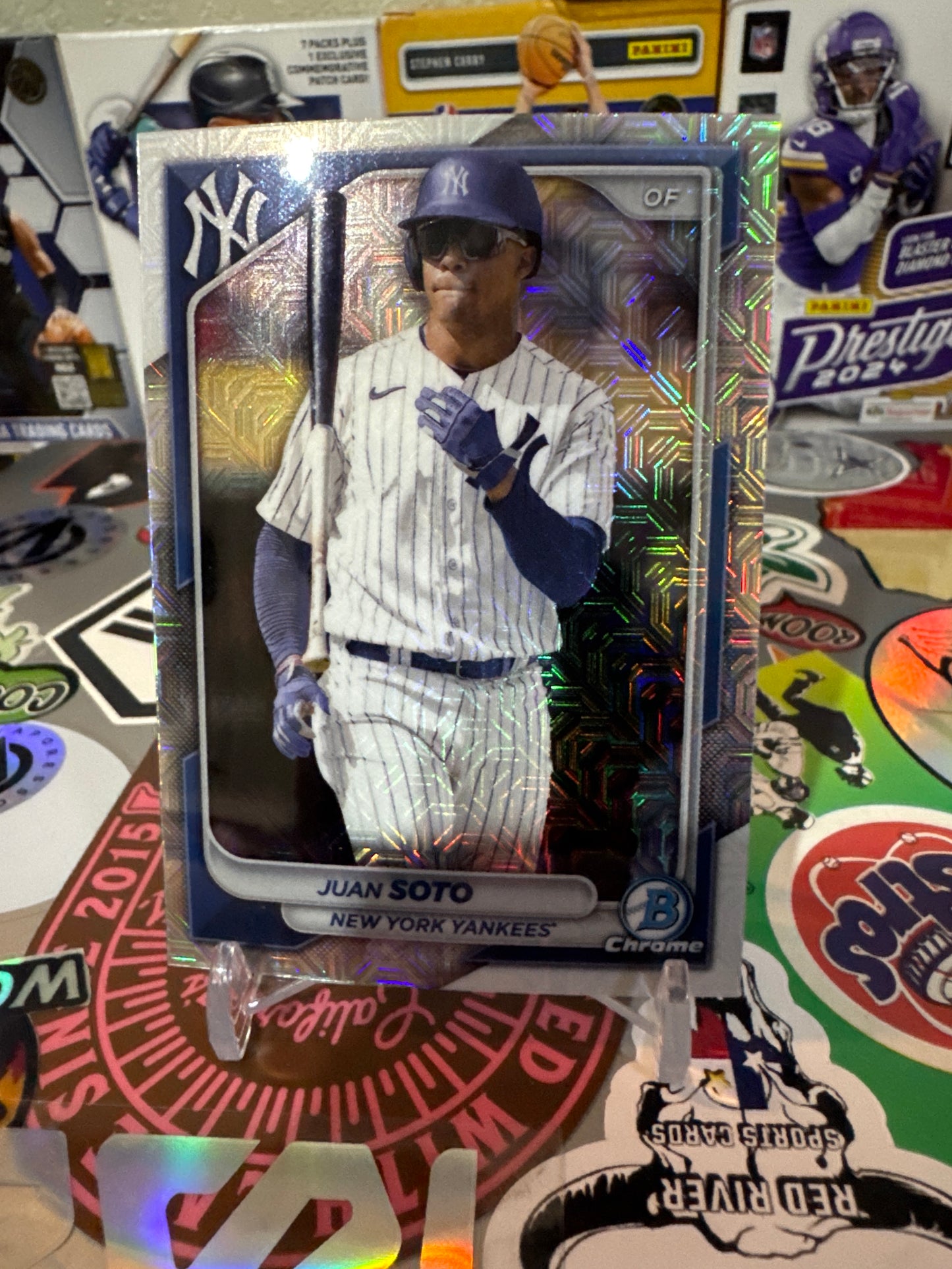 2024 Bowman Chrome #78 Juan Soto- Mojo Refractor Parallel