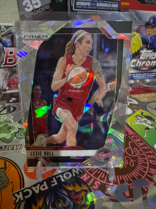 2024 Panini Prizm WNBA #16 Lexie Hull- Silver Ice Prizm Parallel