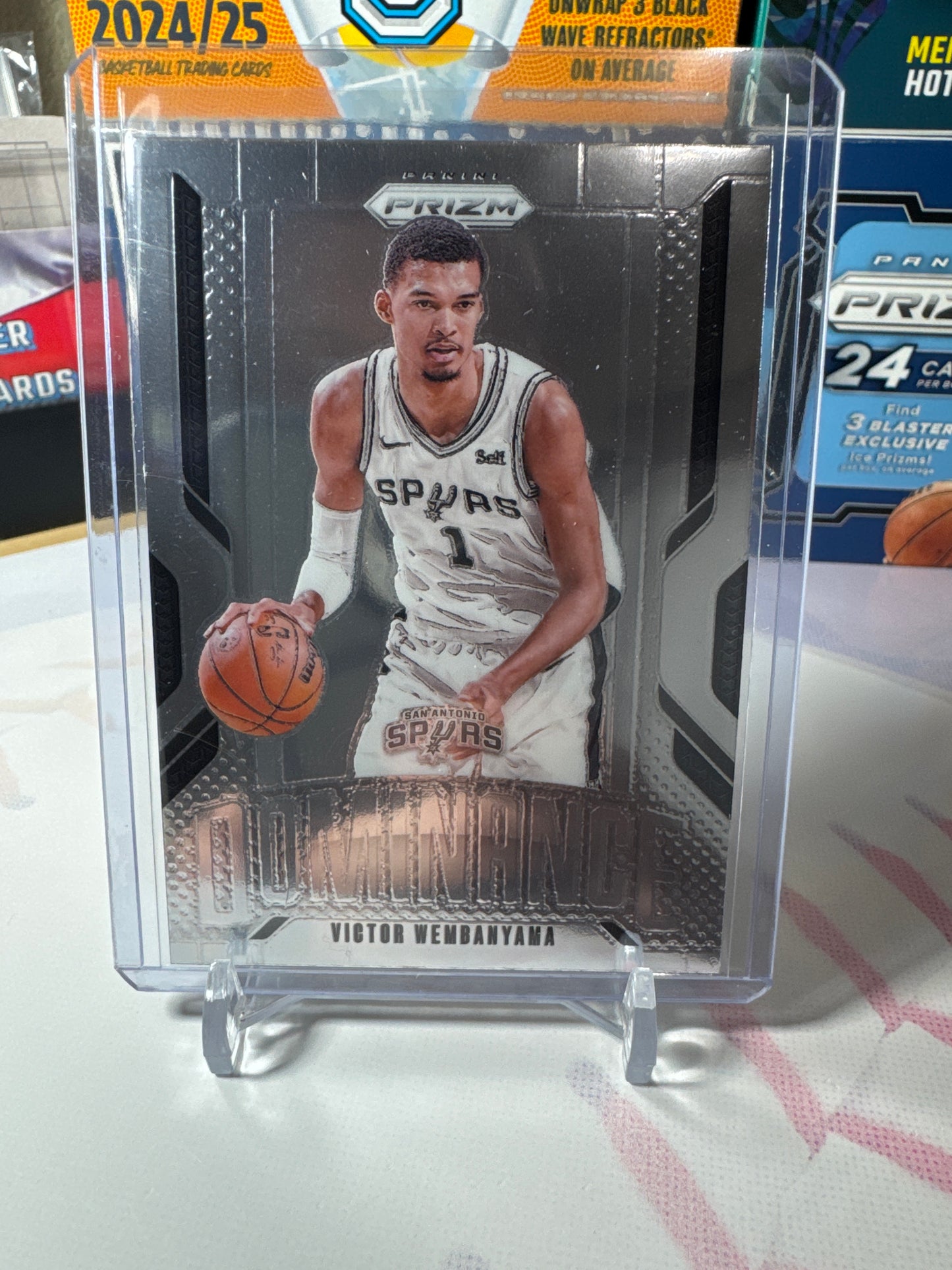 2024 Panini Prizm Dominance #7 Victor Wembanyama