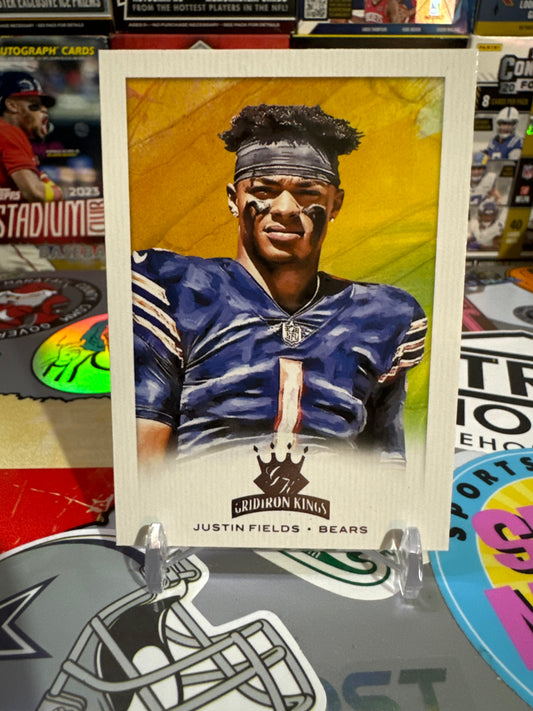 2021 Panini Chronicles Gridiron Kings #GK-4 Justin Fields