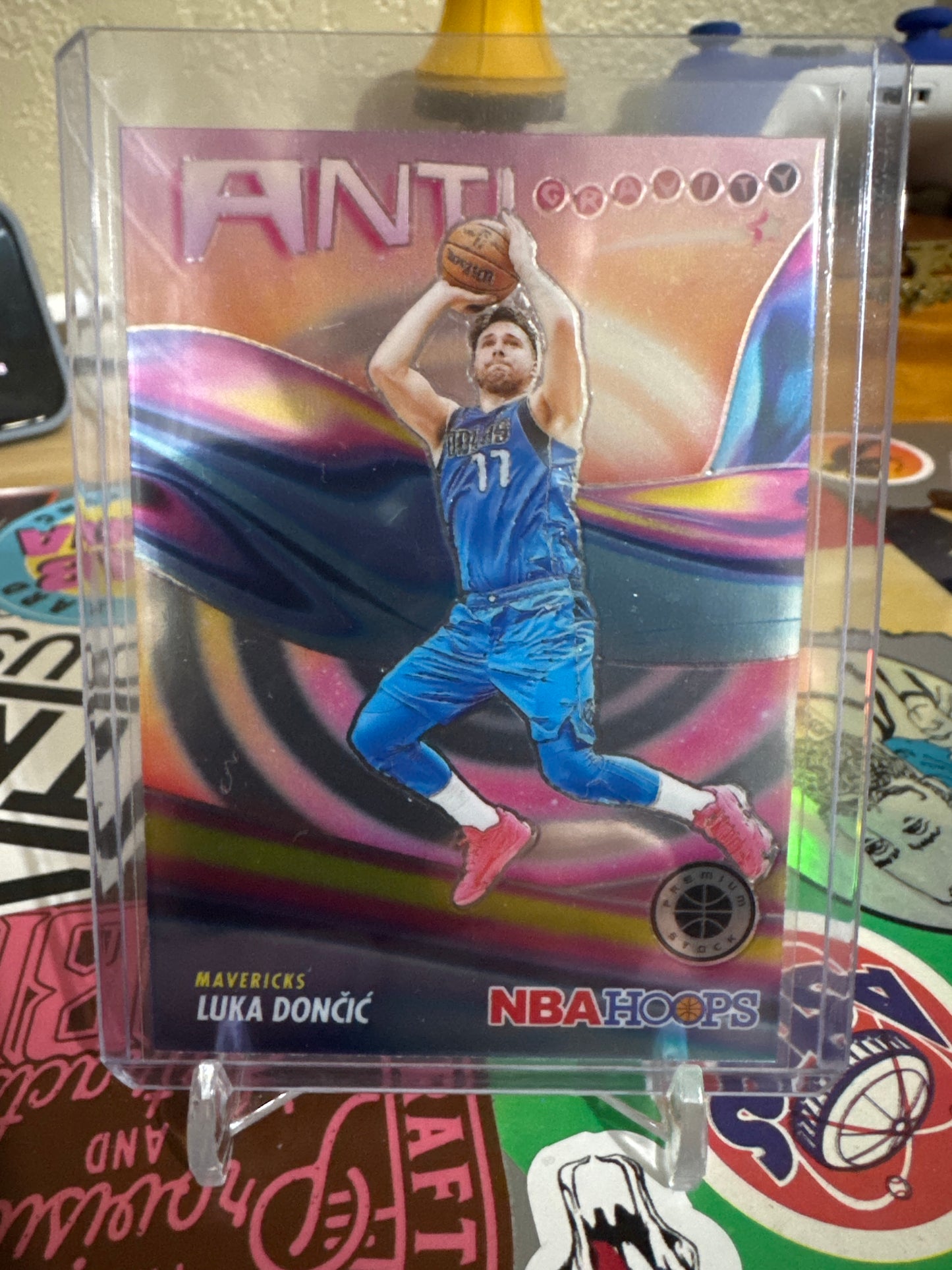 2023 Panini Hoops Premium Stock Anti-Gravity #4 Luka Doncic