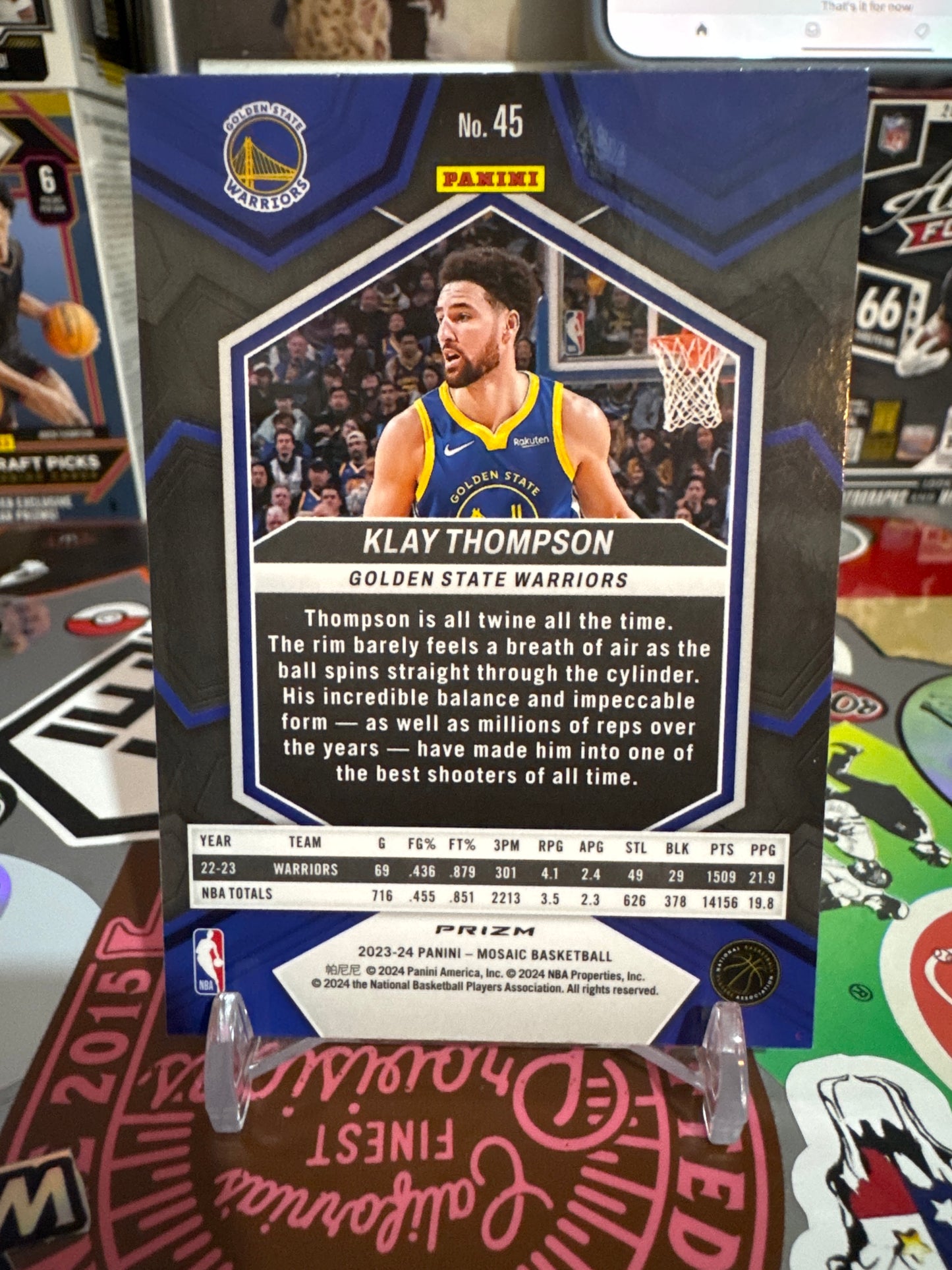 2023 Panini Mosaic #45 Klay Thompson- Reactive Blue Mosaic Parallel