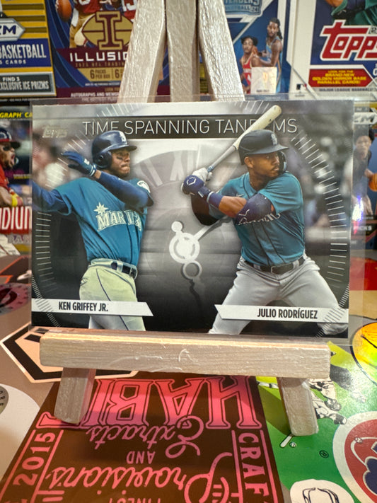 2023 Topps update Time spanning tandems #TS-2 Ken Griffey Jr. - Julio Rodriguez