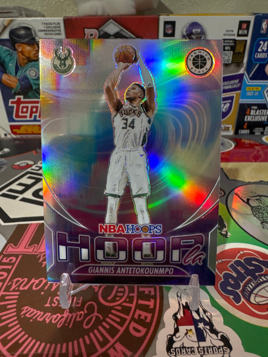 2023 Panini NBA Hoops Premium Stock HOOP-LA #9 Giannis Antetokounmpo- True Silver