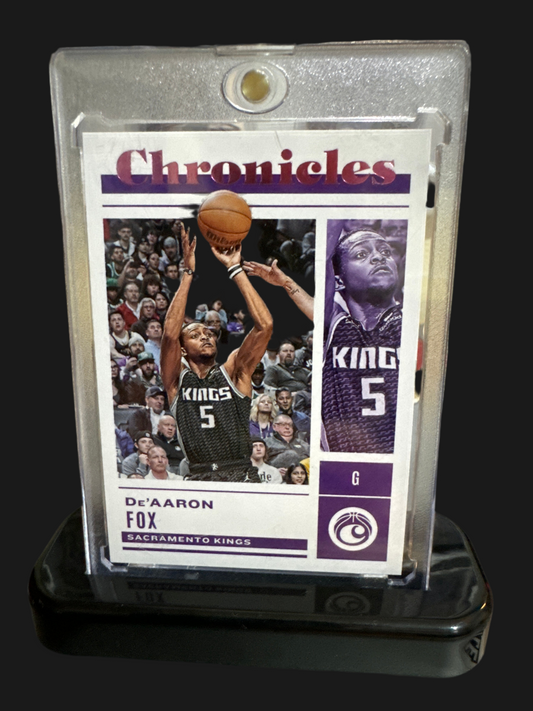 2022 Panini Chronicles #1 De’Aaron Fox. Pink Foil