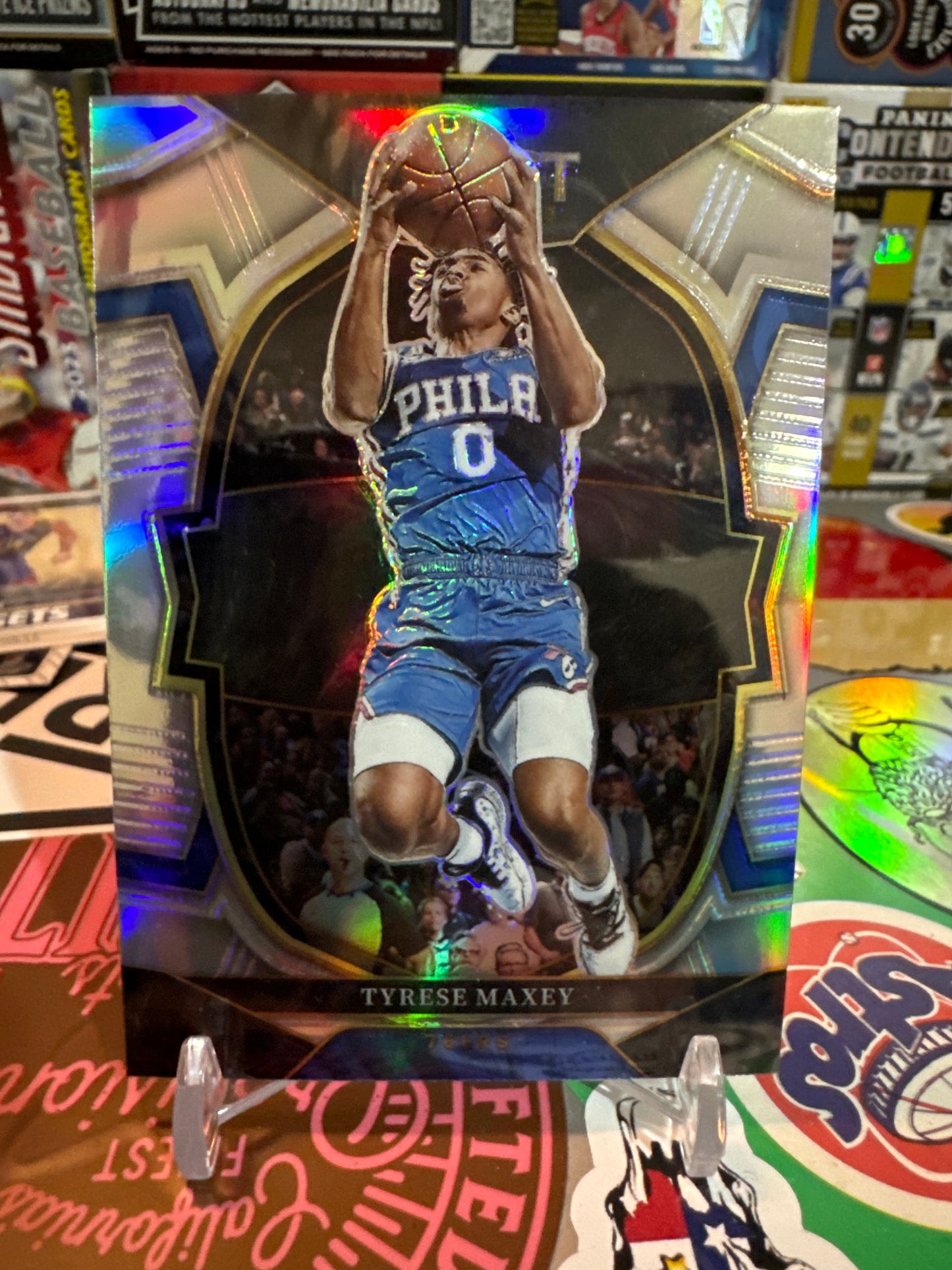 2022 Panini Select #9 Tyrese Maxey- True Silver Prizm