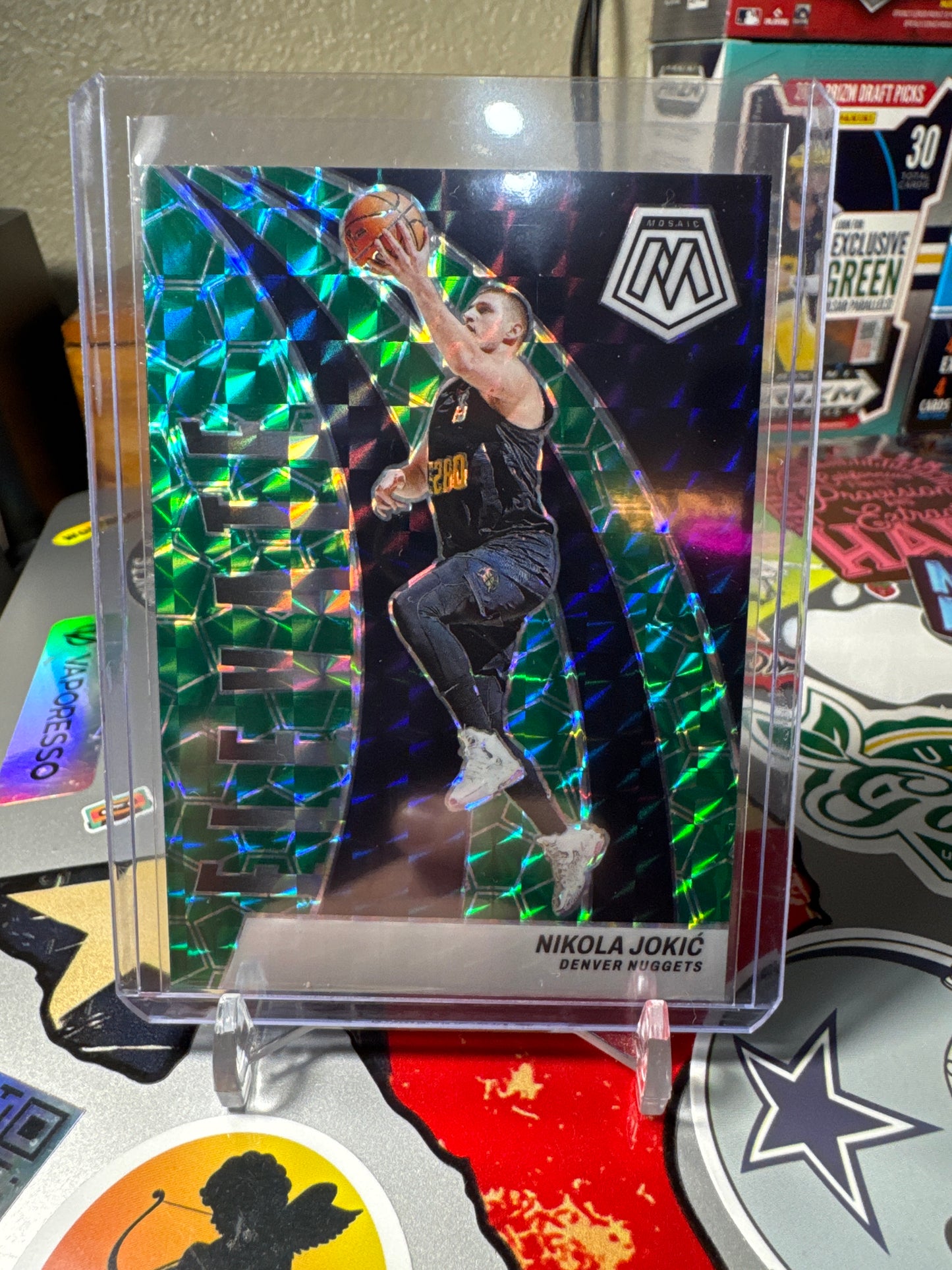 2023 Panini Mosaic Elevate #5 Nikola Jokic- Green Mosaic Parallel